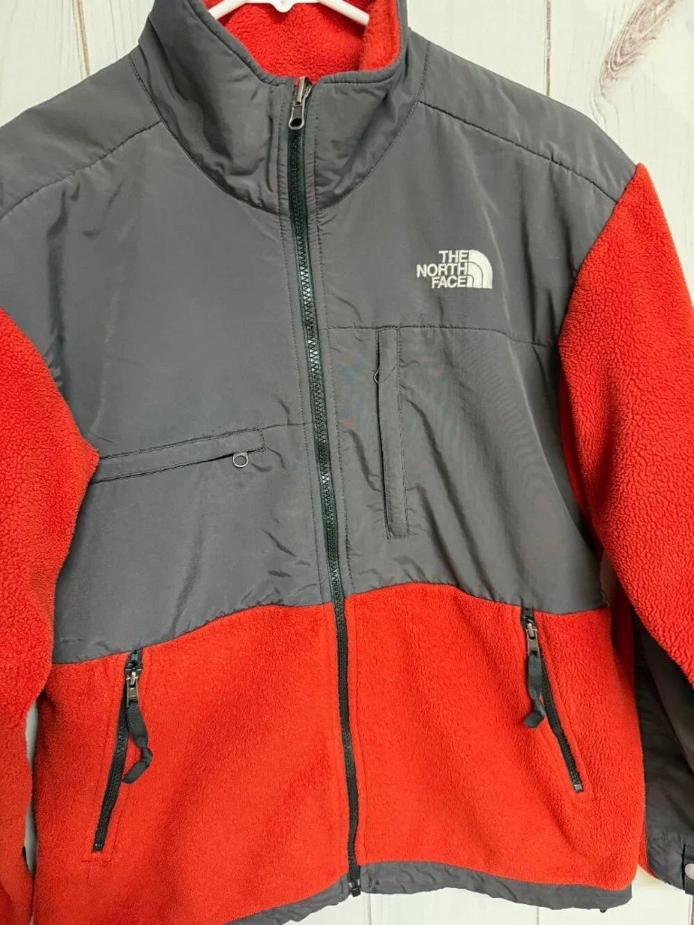 The North Face Men’s Denali Jacket‎ Small Red Gray Fleece EUC